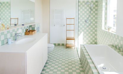 What color bathroom sells the most?